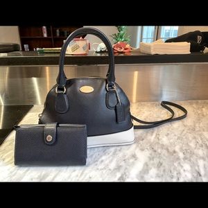 Coach purse & matching wallet/wristlet